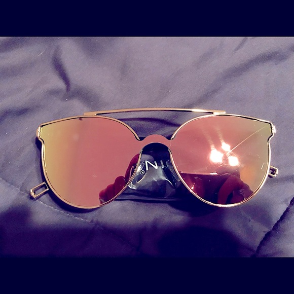 TIJN Danielle pink polarized sunglasses - Picture 2 of 5